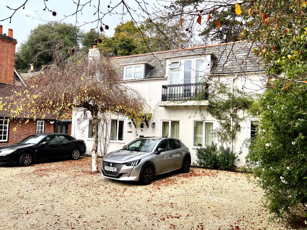 Main image of property: Cliveden Road, Taplow, Maidenhead