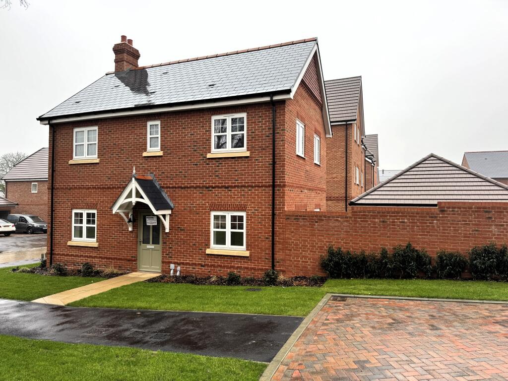 Main image of property: Oakdale Road, Maidenhead, Berkshire