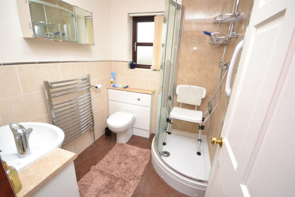 4 bedroom detached house for sale in SP5