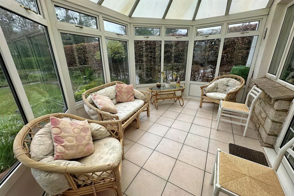 4 bedroom detached house for sale in Queens Park, BH8