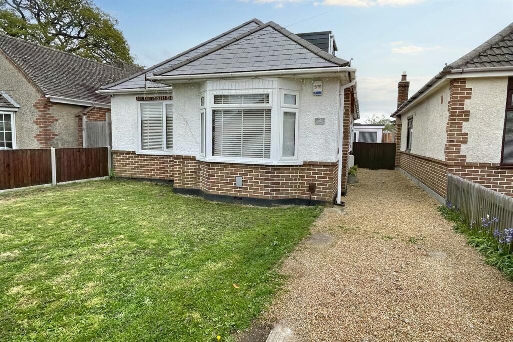 3 bedroom detached bungalow for sale in Bournemouth, BH10