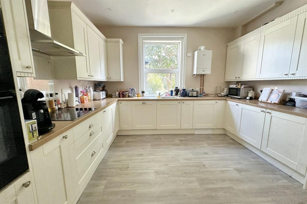 Additional property image - Charminster