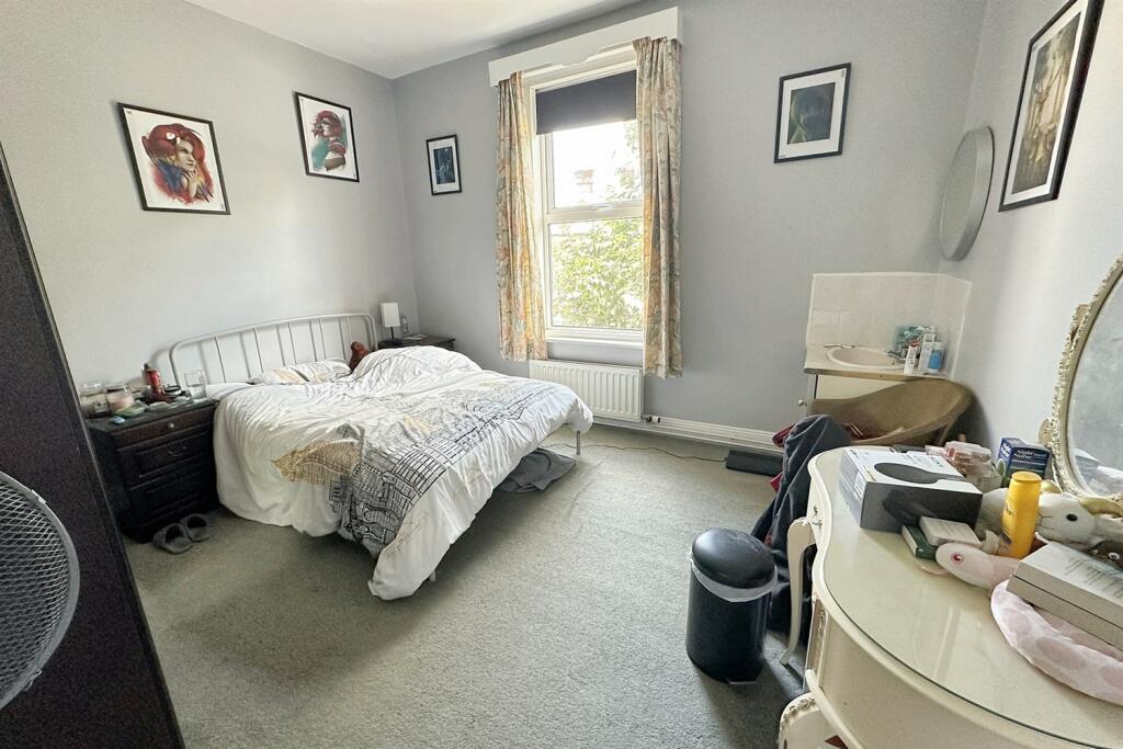 Additional property image - Charminster