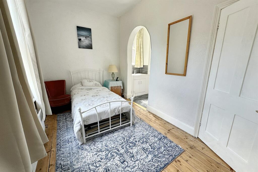 Additional property image - Charminster