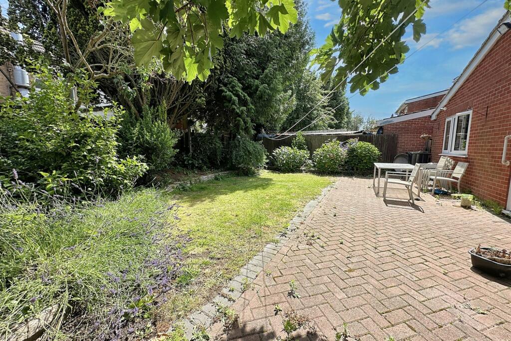Additional property image - Charminster