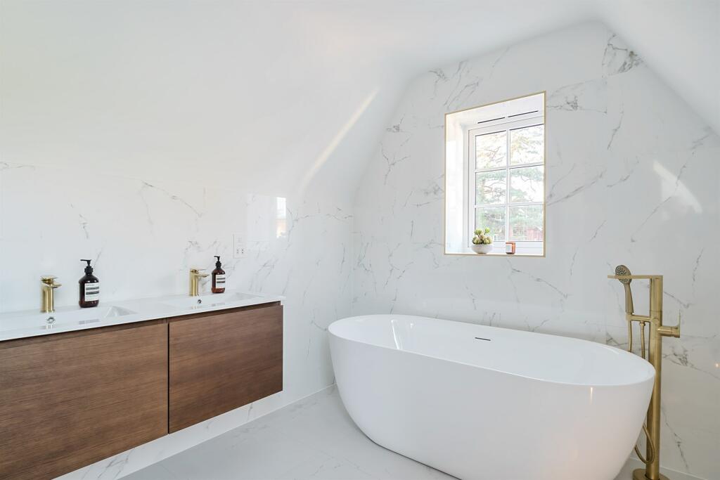 Additional property image - Meyrick Park