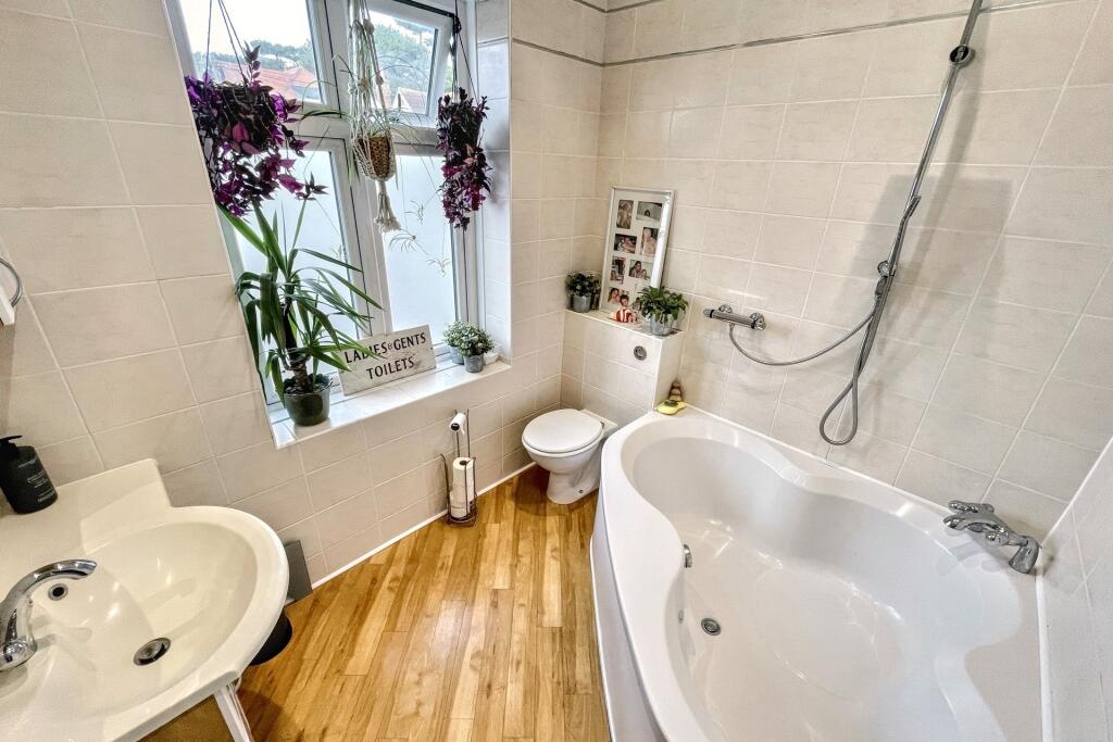 Additional property image - Kings Park