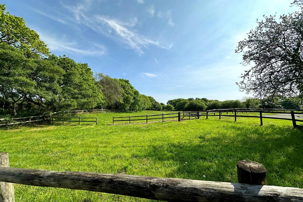 Additional property image - Verwood