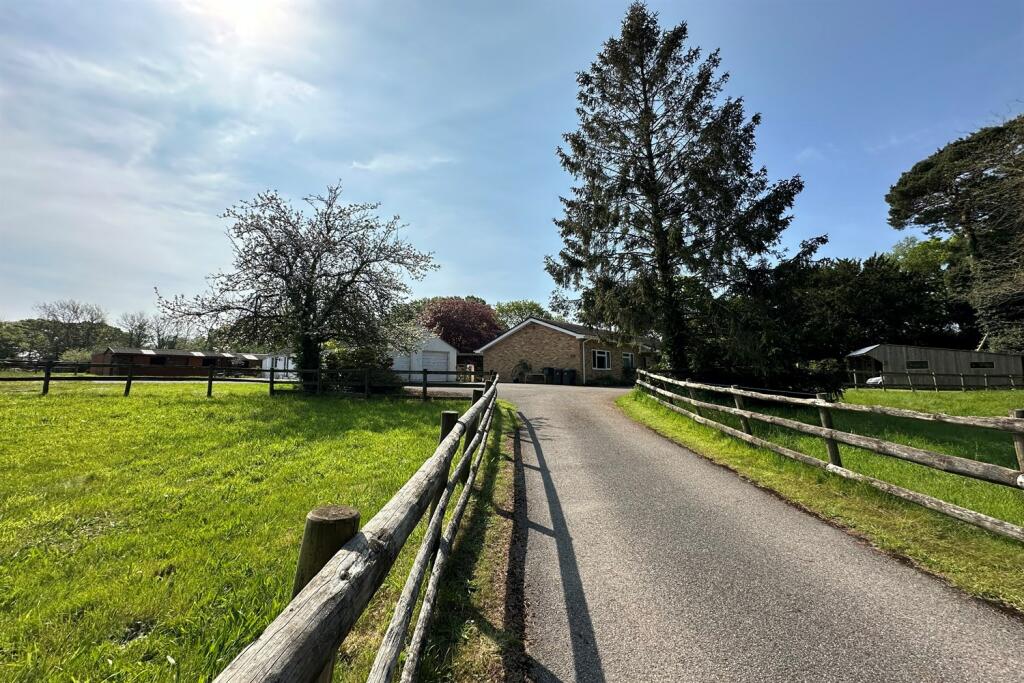 Additional property image - Verwood