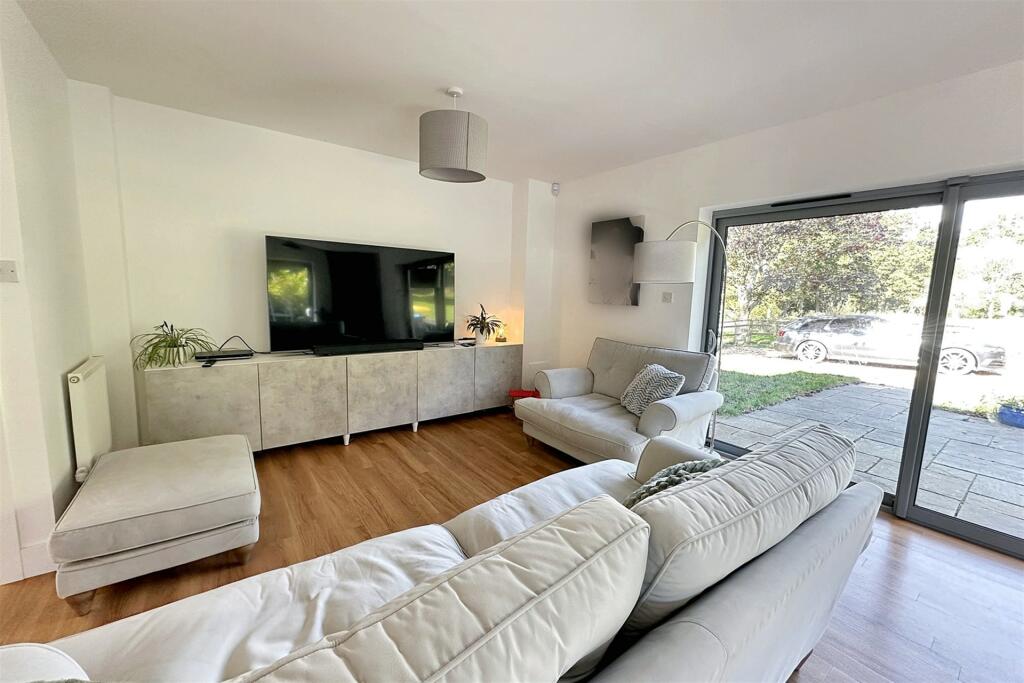 Additional property image - Verwood