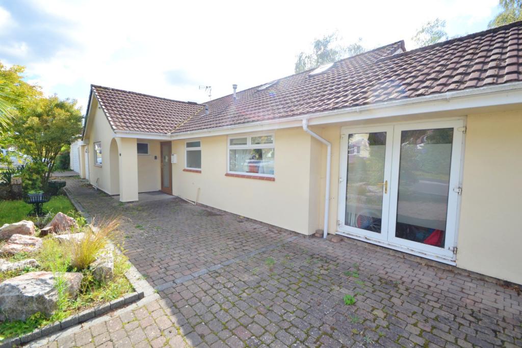 2 bedroom bungalow for sale in Verwood, BH31