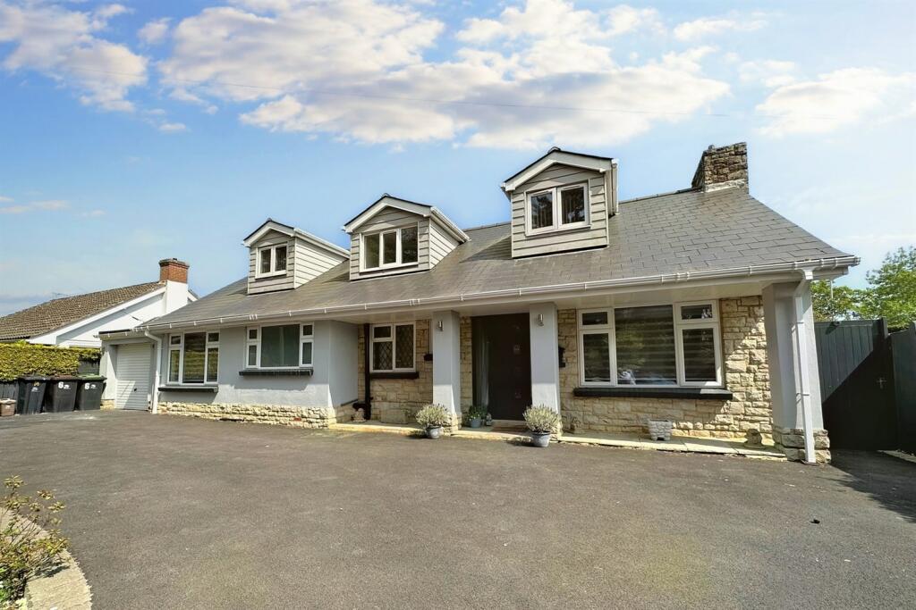 4 bedroom detached bungalow for sale in West Parley, BH22
