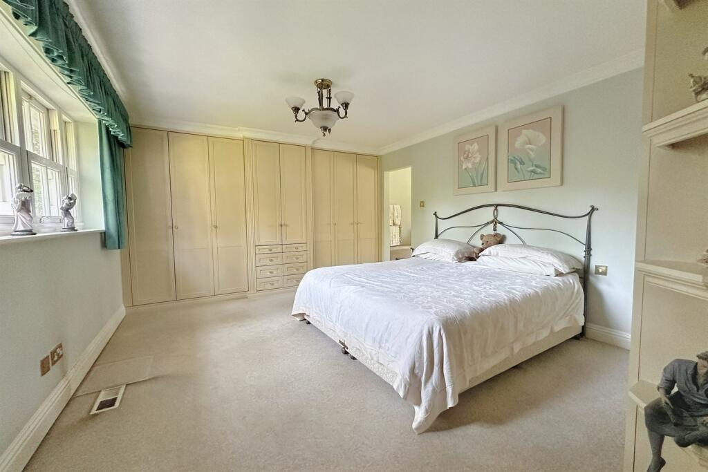 Additional property image - Ferndown