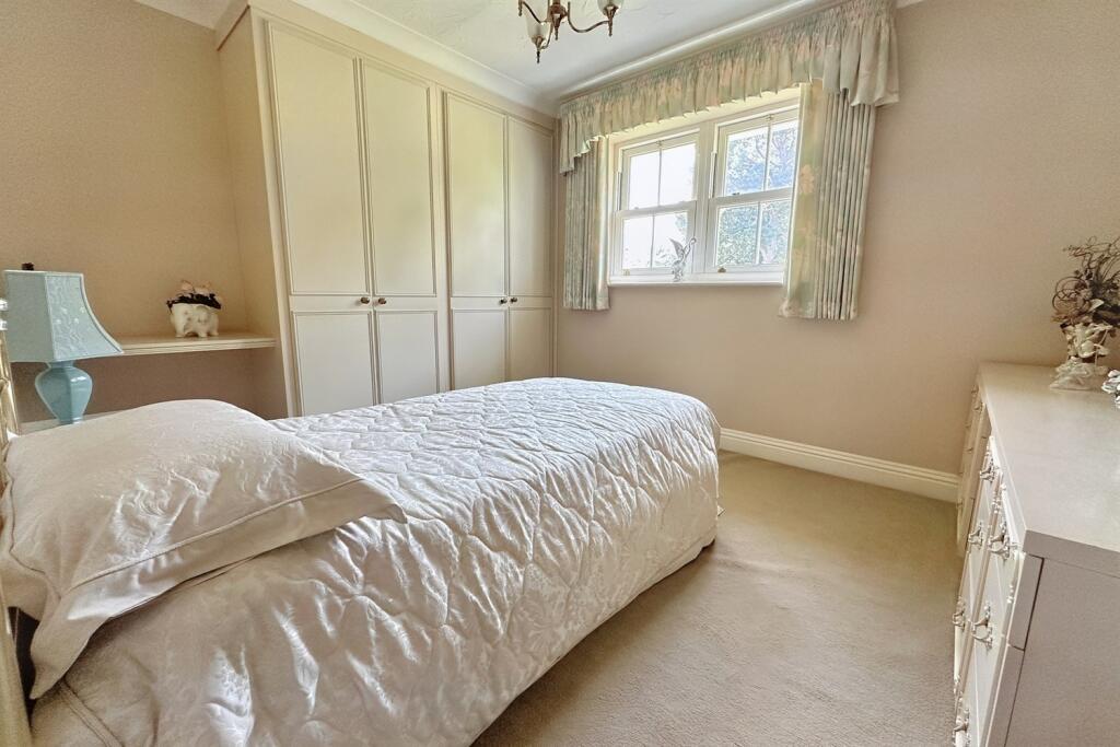 Additional property image - Ferndown