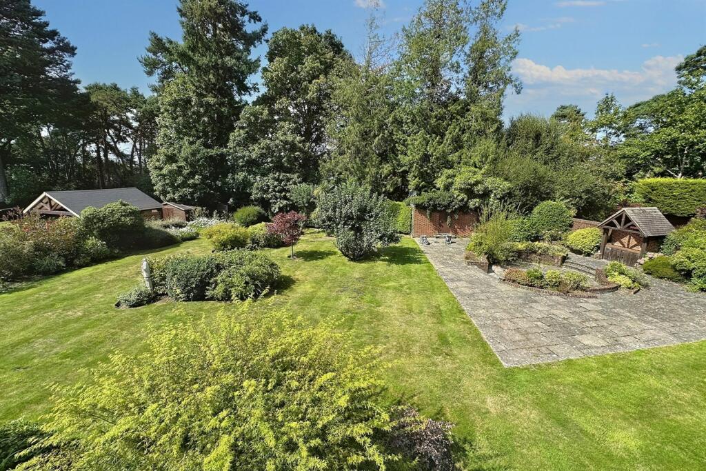 Additional property image - Ferndown