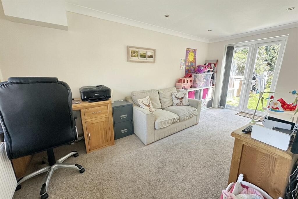 Additional property image - Camelias