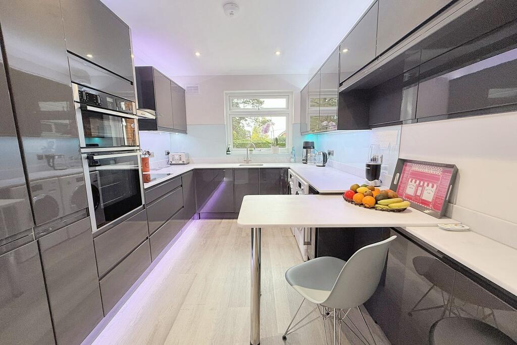 Additional property image - Golf Links Road