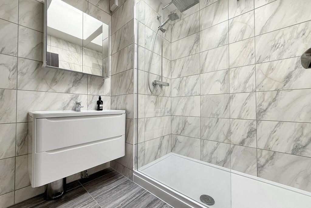 Additional property image - Golf Links Road