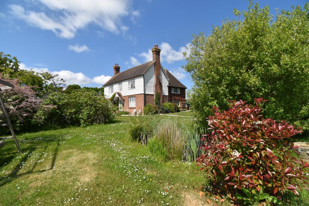Main image of property: Lenham Road, Headcorn, TN27