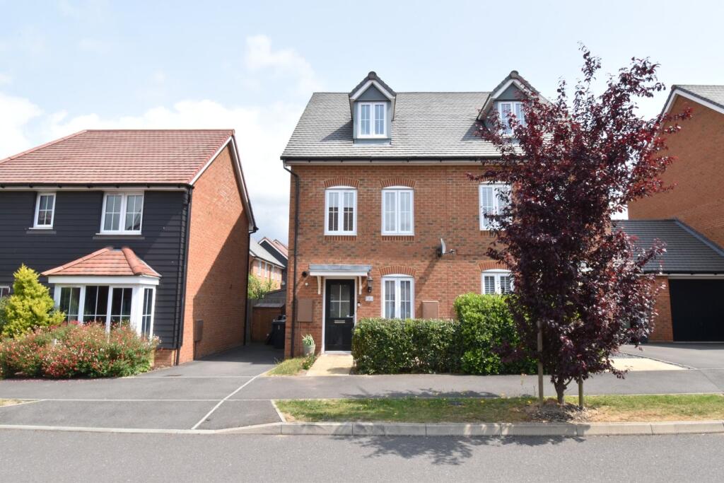 Main image of property: Mills Court, Harrietsham, ME17