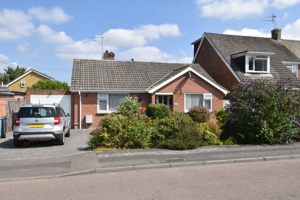 Main image of property: 1 Chestnut Drive, Kingswood, ME17