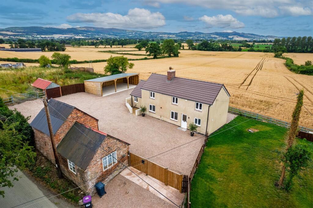 Main image of property: Hinwood, Shrewsbury