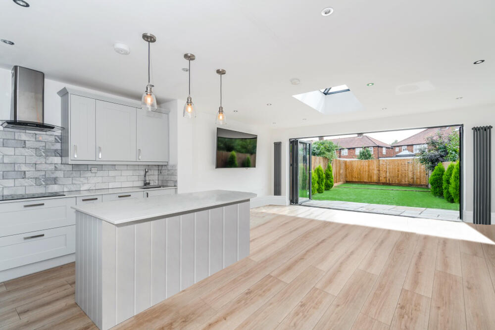 Main image of property: Heathcote Avenue, Hatfield, AL10