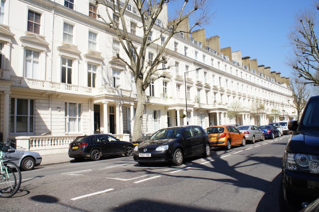 Main image of property: 3rd Floor, Warrington Crescent, Maida Vale, W9