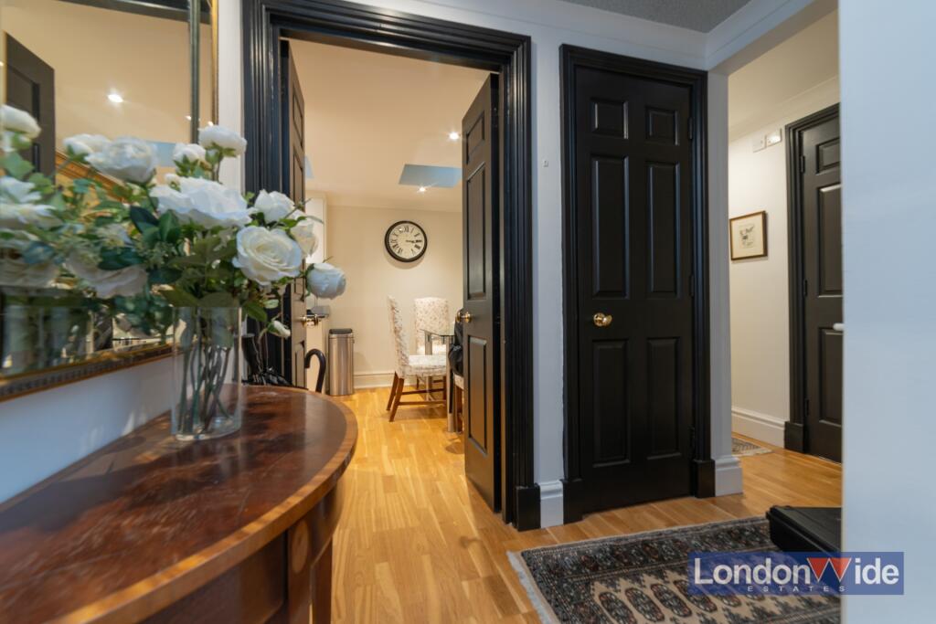 Main image of property: Elnathan Mews, Lilttle Venice, W9