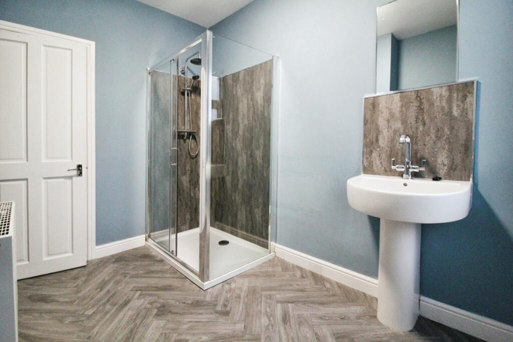 Additional property image - Burnley Road, Colne, Lancashire, BB8