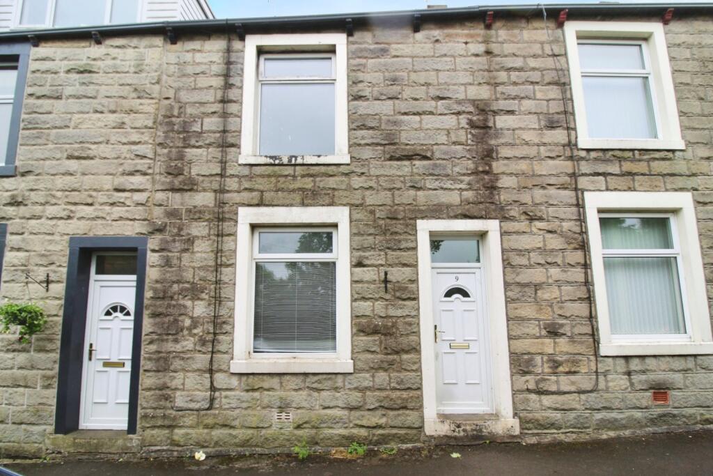 Main image of property: Havre Park, Barnoldswick, Lancashire, BB18