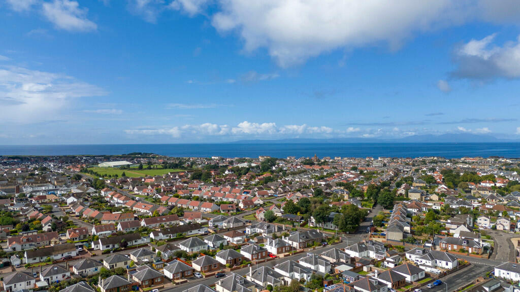 2 bedroom detached bungalow for sale in St. Quivox Road, Prestwick