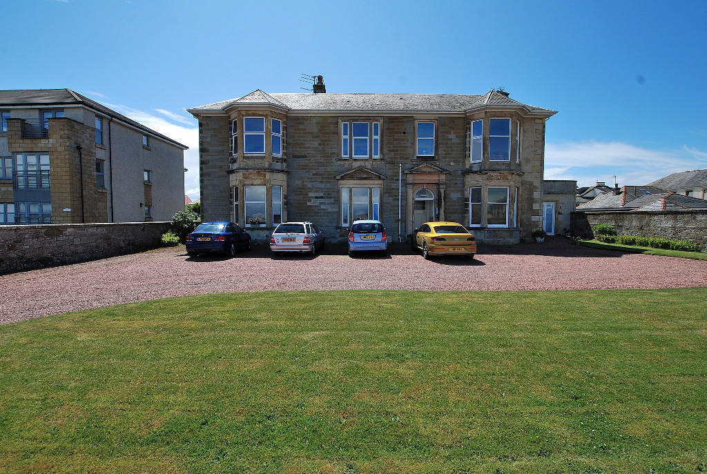 2 bedroom flat for sale in Links Road, Prestwick, Ayrshire, KA9