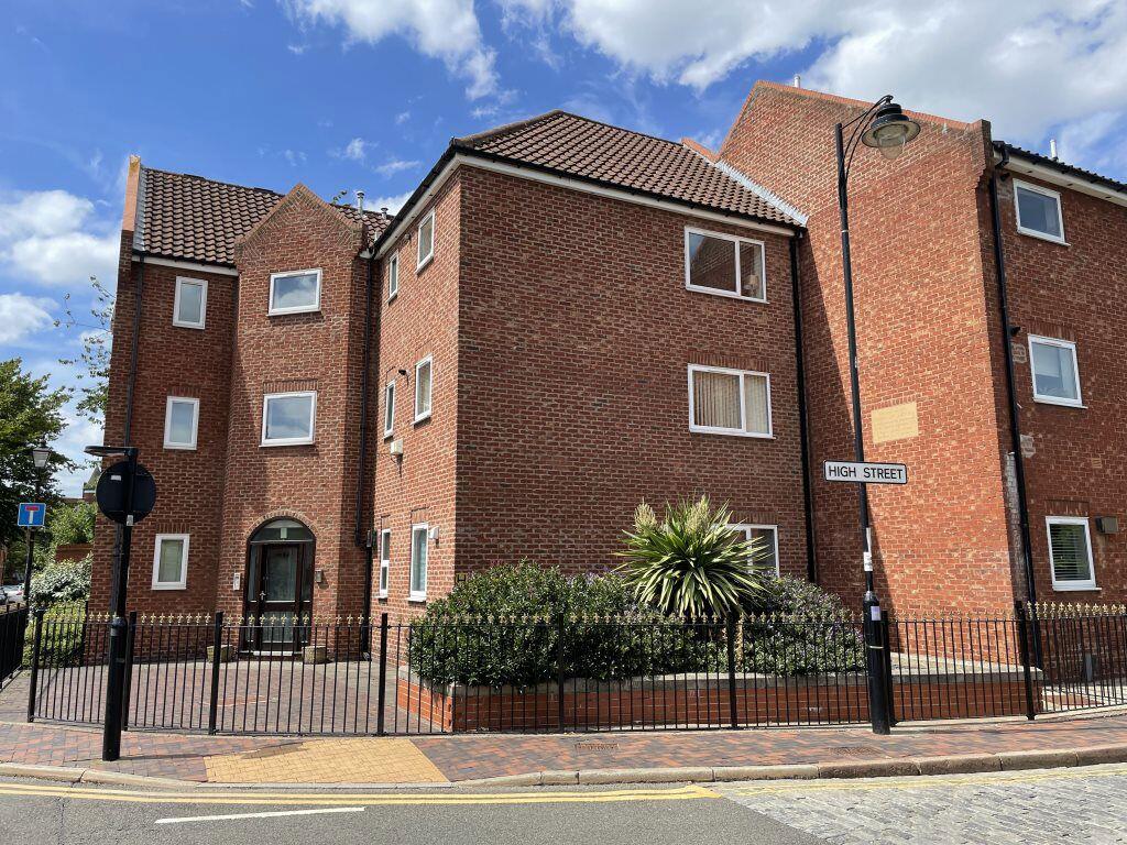 Main image of property: 190J Lawson Court, High Street, Hull, HU1 1HA