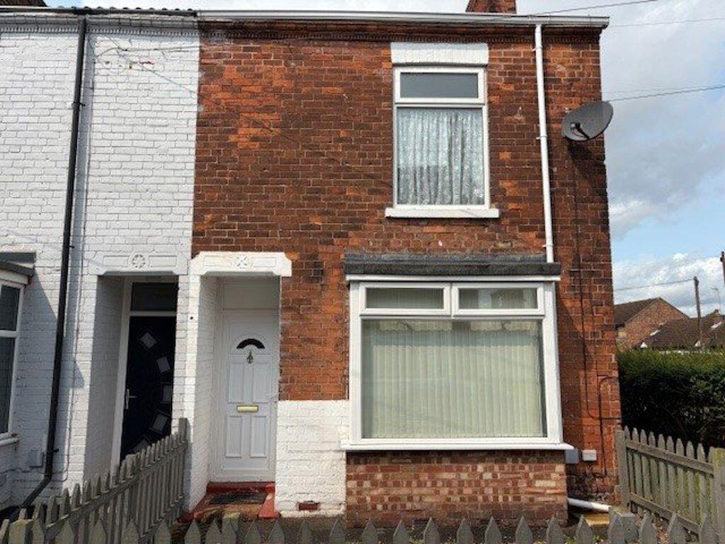 Main image of property: 8 Jesmond Drive, Hull, HU9 2PZ