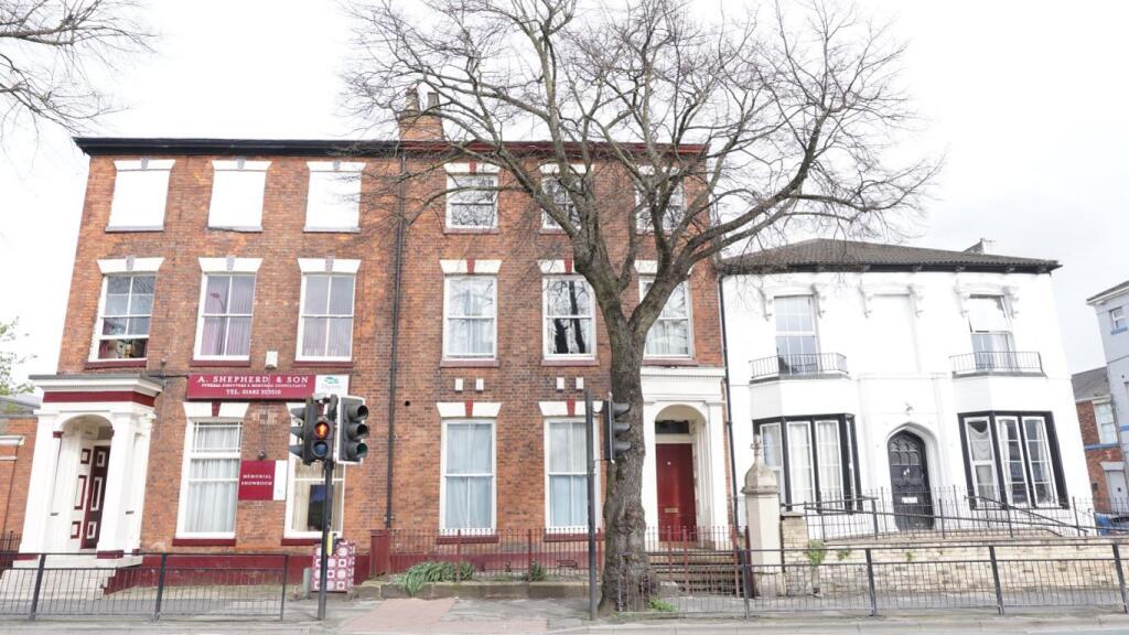 Main image of property: Flat 2, 46 Beverley Road, Hull, HU3 1YE
