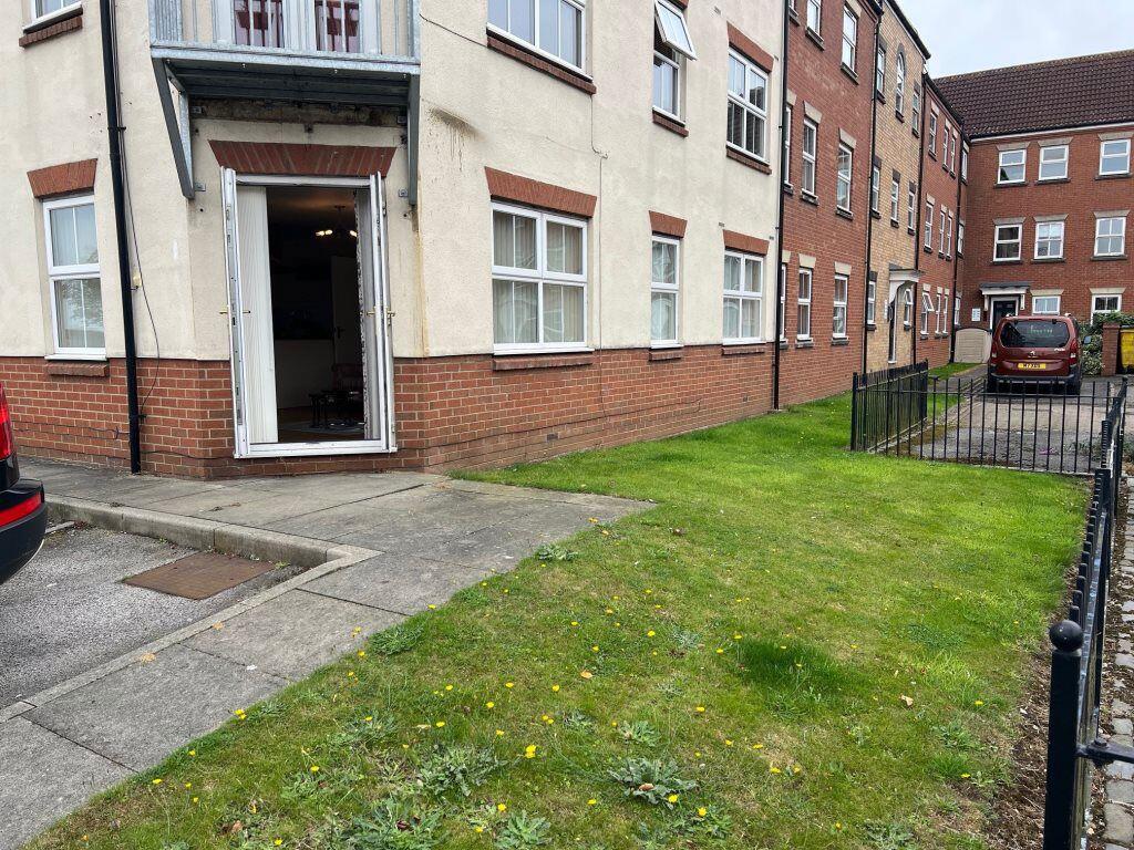 Main image of property: 39 Plimsol Way, Victoria Dock, Hull, HU9 1PW