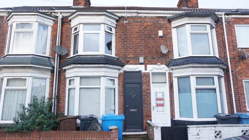 Main image of property: 12 Montrose Street, Hull, HU8 7RU