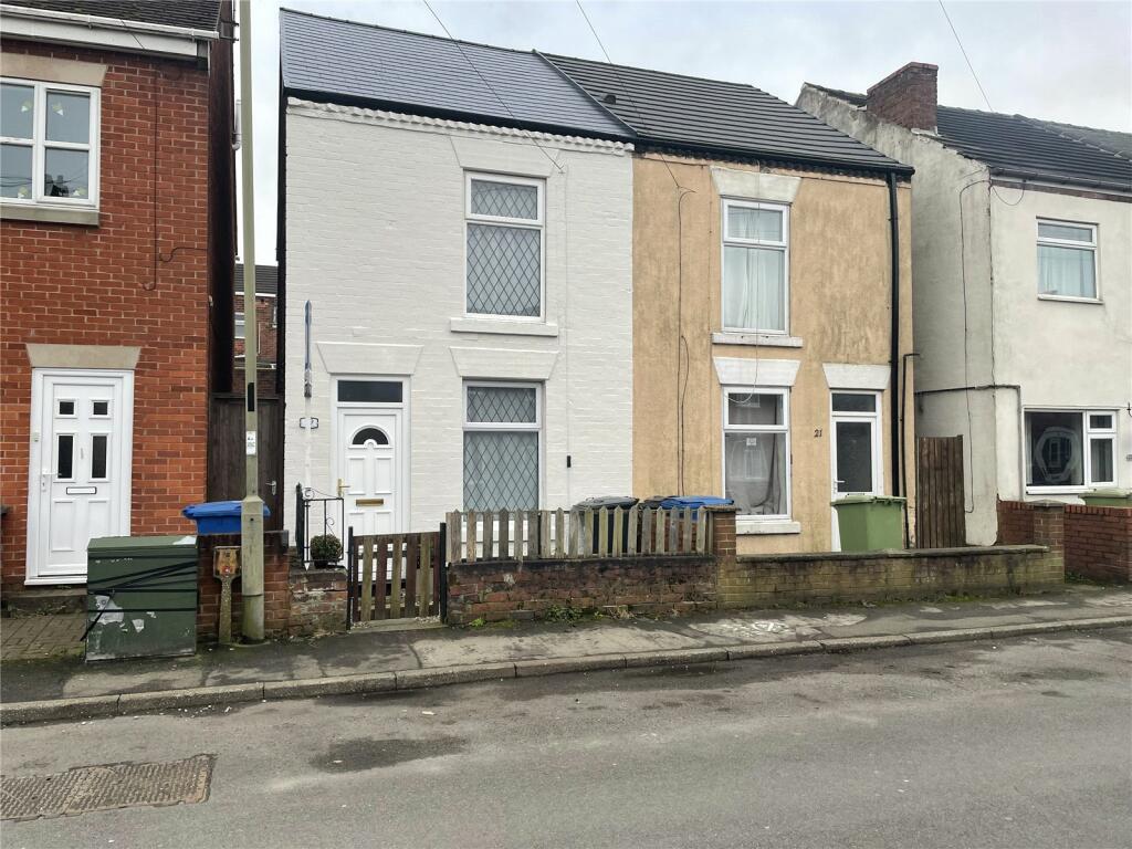 2 bedroom semidetached house for sale in Heywood Street, Brimington