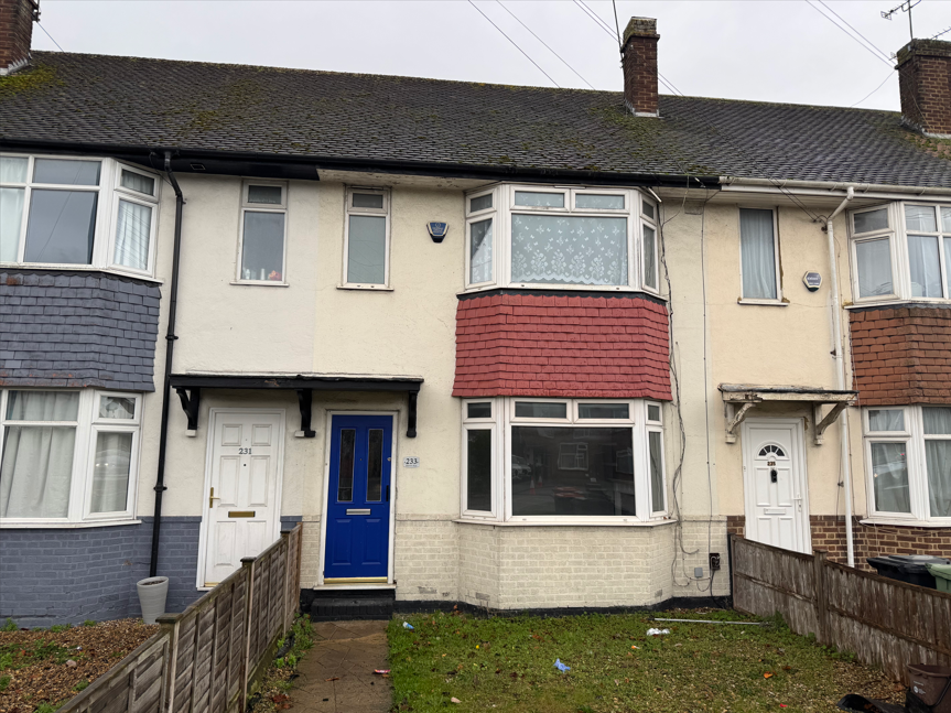 Main image of property: Poynters Road, Dunstable, Bedfordshire, LU5
