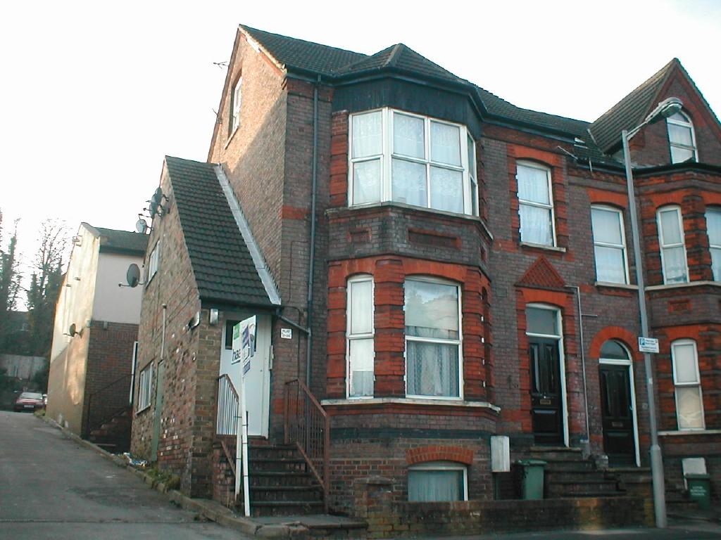 Main image of property: Stockwood Crescent,Luton,LU1