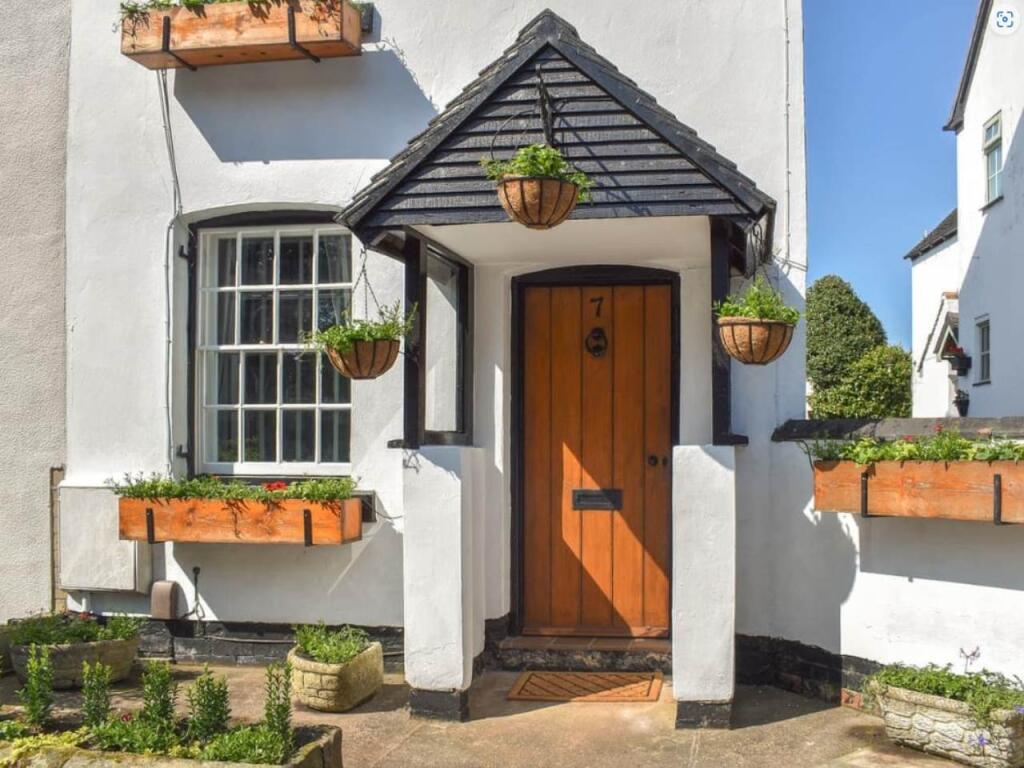 Main image of property: St. Edmunds Close, Allestree, 
