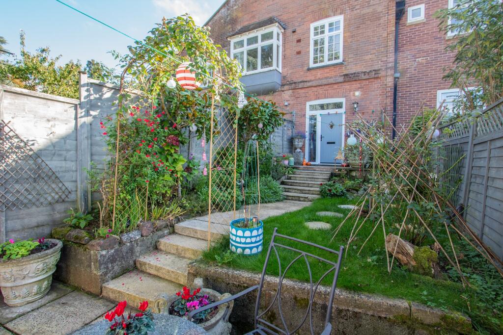 Main image of property: The Drive, Farringdon, Exeter