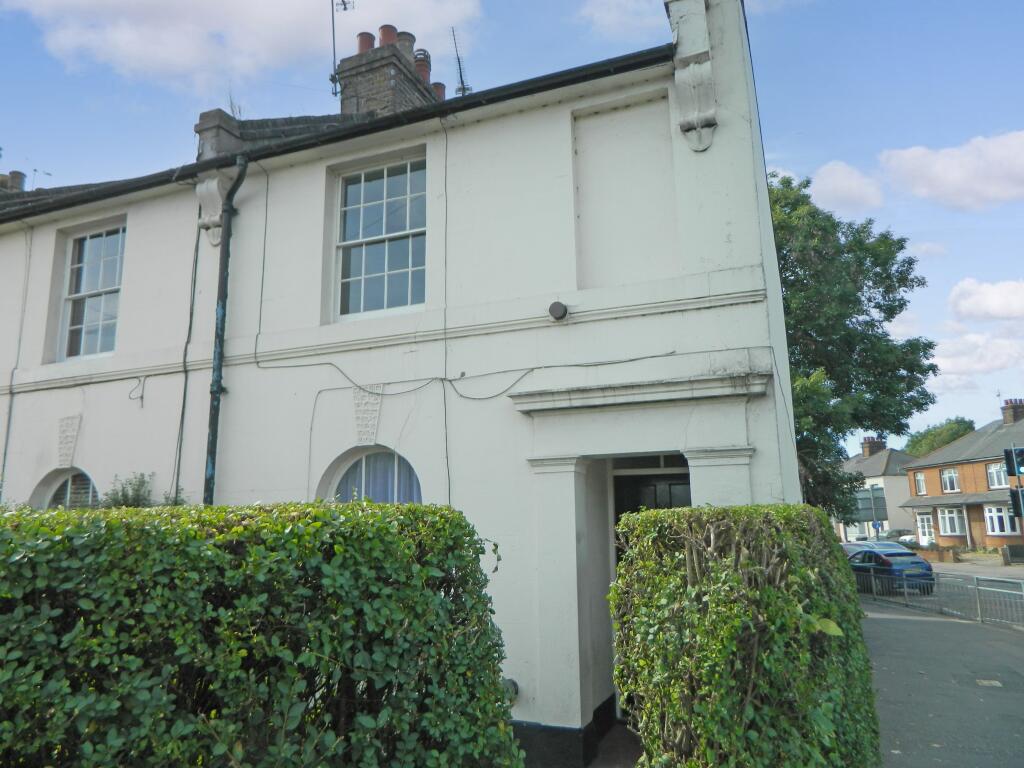 Main image of property: Baddow Road, Chelmsford, CM2