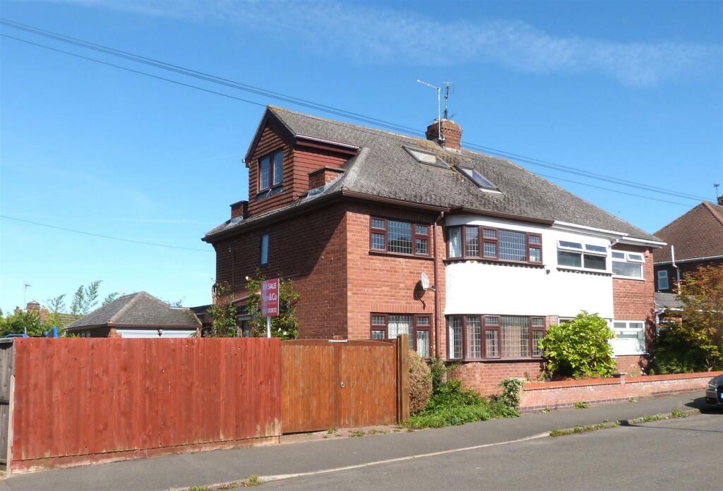 Main image of property: Mere Road, Wigston, Leicestershire.