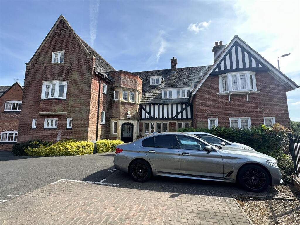 Main image of property: Flat 75, Hermitage Court, Honeywell Close, Oadby