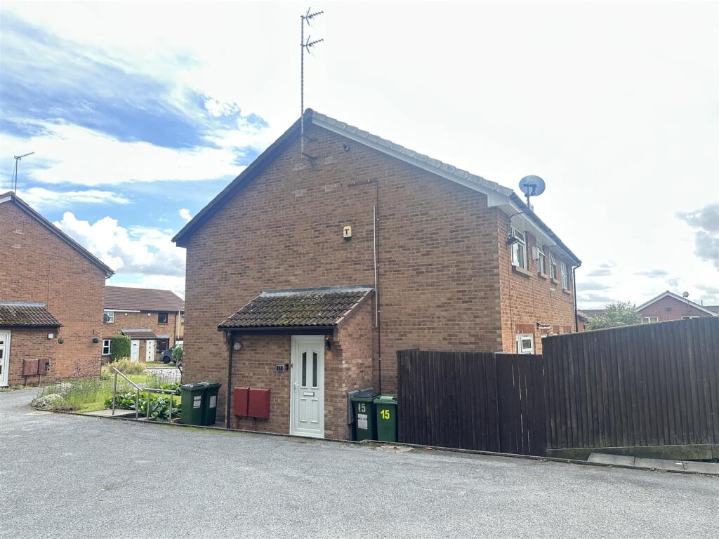 Main image of property: Hewes Close, Glen Parva