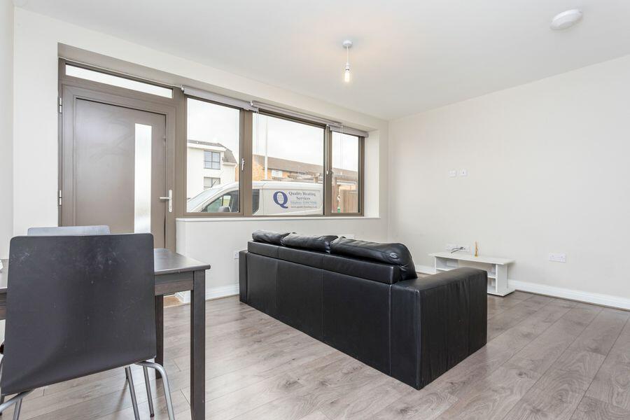 Apartment to rent on Albany House, West Drayton