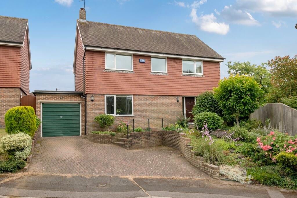 Main image of property: Shirley Gardens, Tunbridge Wells, TN4