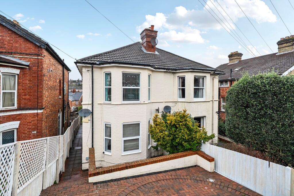 Main image of property: Upper Grosvenor Road, Royal Tunbridge Wells, Kent, TN1